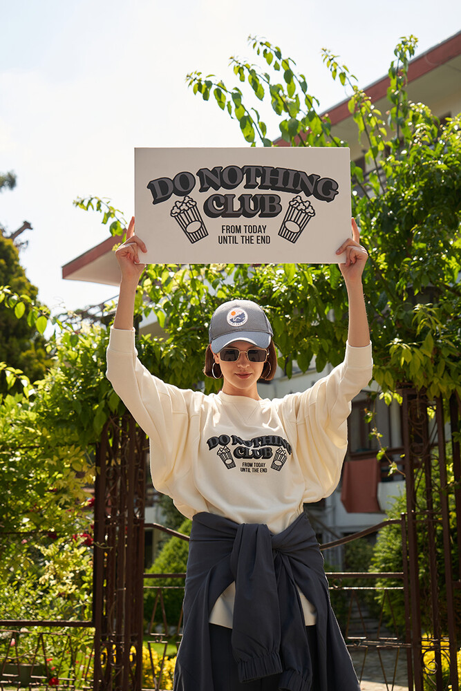 DO NOTHING BASIC SWEATSHIRT