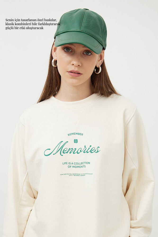 MEMORIES SWEATSHIRT - Thumbnail