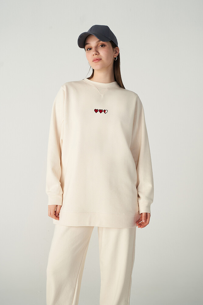 PİKSEL KALP NAKIŞLI SWEATSHIRT - Thumbnail