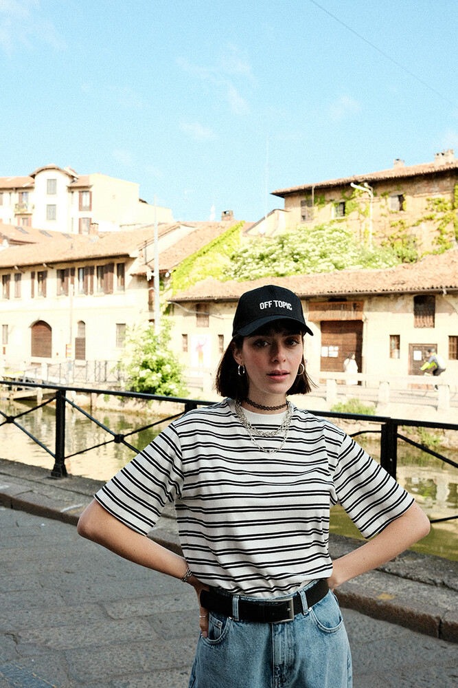 SİYAH İNCE ÇİFT ÇİZGİLİ T-SHIRT