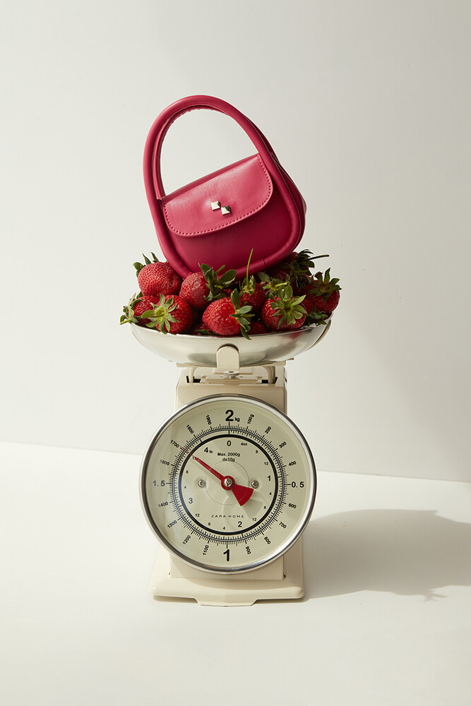 STRAWBERRY CANDY BAG - Thumbnail